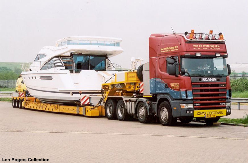 Scania low-loader